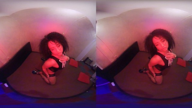 Studio Roxanna Vienna - Sexy Rossi 3D Video